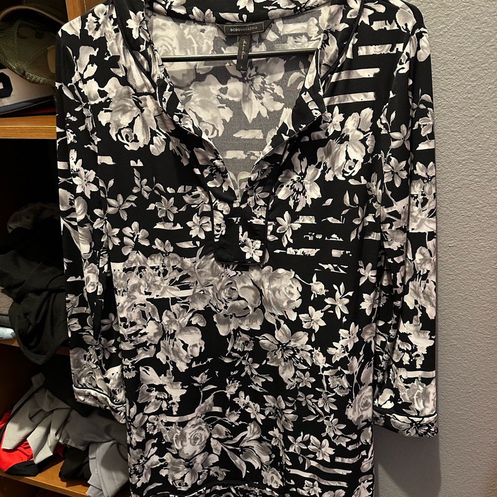 Women’s dress